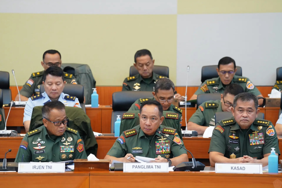 Polemik Mutasi Letjen Kunto, Anggota DPR Tegaskan TNI Bukan Instrumen Politik