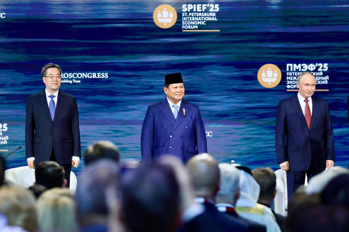 Prabowo Soroti Hambatan Masyarakat Miskin Indonesia Meraih Status Kelas Menengah