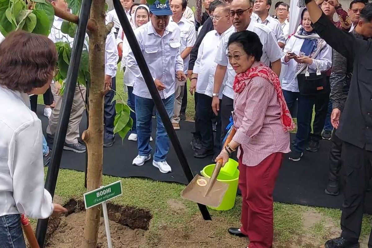 Megawati Bercerita Soal Deretan Gelar Kehormatan: “Tapi Tidak Ada yang Palsu, Lho!”